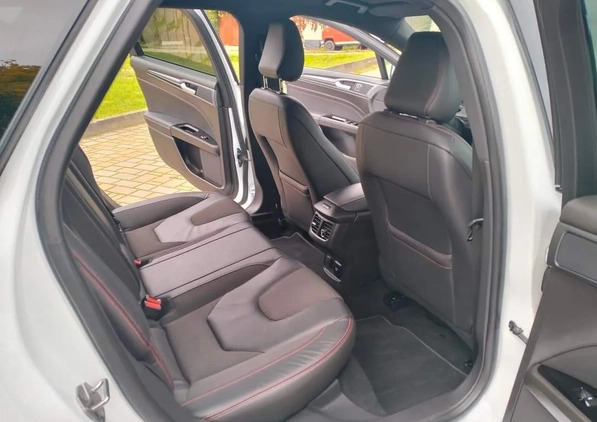 Ford Mondeo cena 71900 przebieg: 177000, rok produkcji 2018 z Kraków małe 106